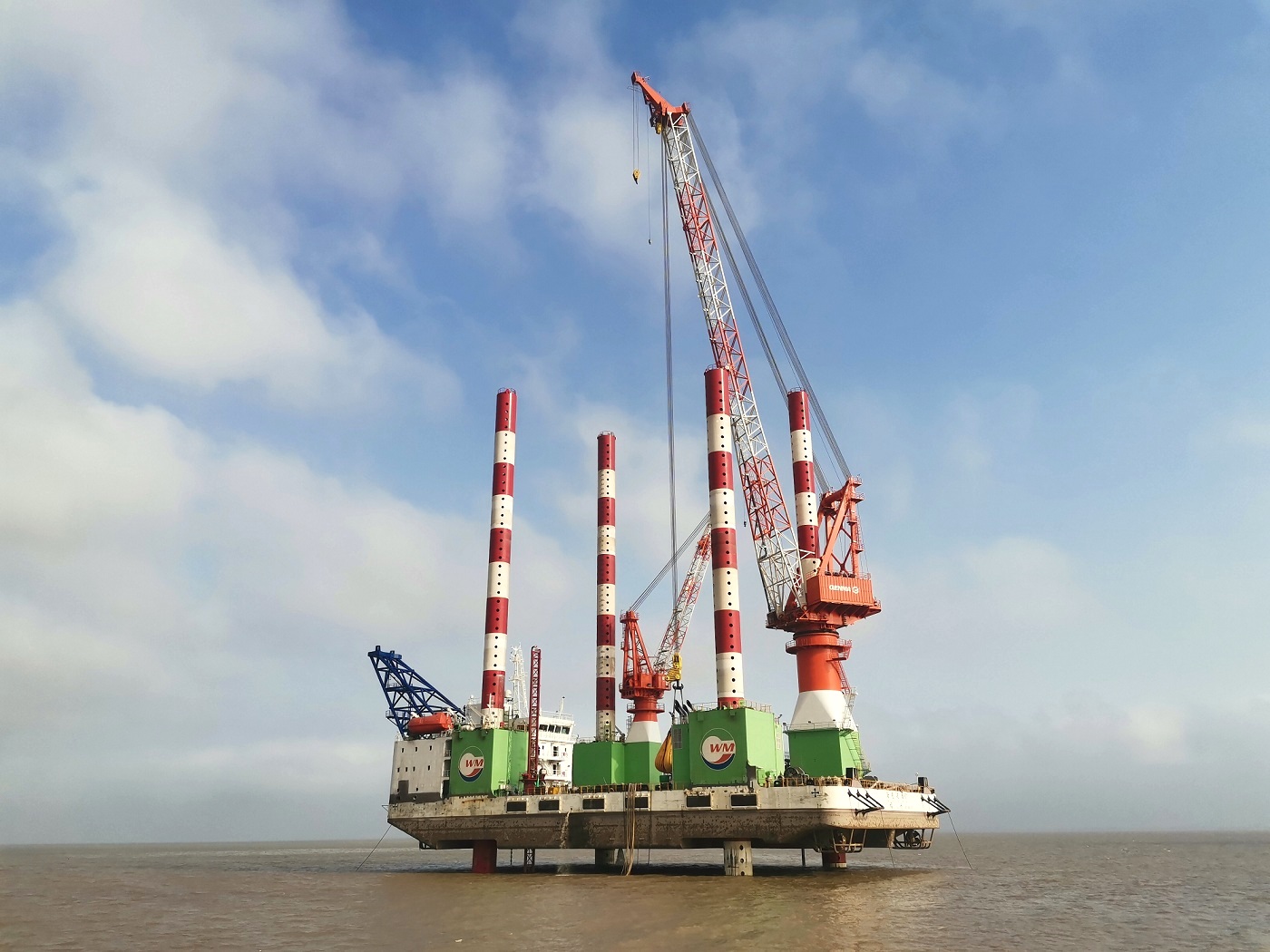 ROC Successfully Delivered “Offshore Wind O&M 801” Platform For Large Parts Replacement, Operation And Maintenance(图1) ROC Successfully Delivered “Offshore Wind O&M 801” Platform For Large Parts Replacement, Operation And Maintenance(图1)